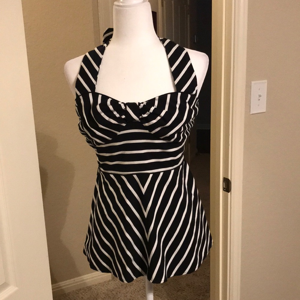 Anthropologie - Halter, peplum top - Size 8